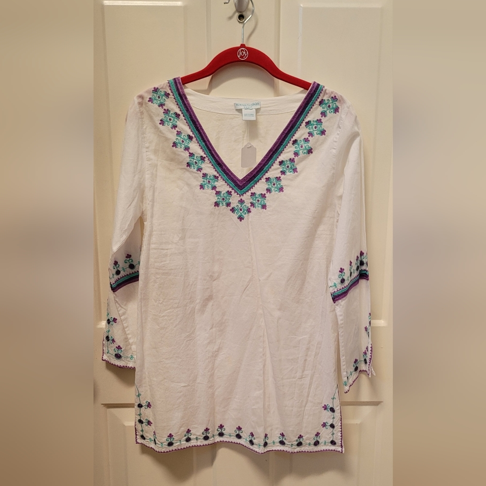 Elizabeth Hurley White Long Sleave Embroidered Top